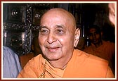 Swamishri arrives in Sarangpur