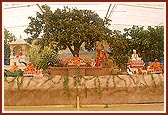The beautiful stage decoration, 'Yagnapurush Fulvadi', for the celebration was prepared by sadhus