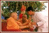 Under the auspices of the Golden Anniversary Celebration of BAPS Children's Forum, children who were declared winners in recitation competitions were blessed with awards by Swamishri