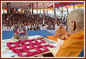 Swamishri's morning puja
