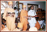 Murti-pratishtha arti