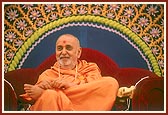 Swamishri in joyous mood as the newly initiated sadhus dance in celebration