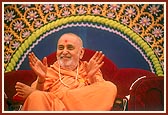 Swamishri in joyous mood as the newly initiated sadhus dance in celebration