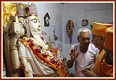 Murti of Brahma which Nilkanth Varni embraced on His visit to the village during His pilgrimage