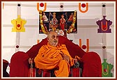 Swamishri during the assembly