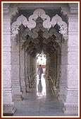 Ornate pillars of BAPS Swaminarayan Mandir