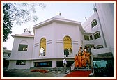 Swamishri after his observation tour of the school