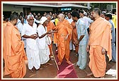 Swamishri blesses an aged devotee