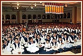 Balaks performing mantra pushpanjali