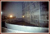 Swamishri at the under-construction giant screen film theater where the film on Nilkanth Varni will be shown on a 65 X 85 feet screen&nbsp;