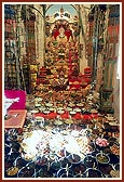 New Year's annakut darshan, Shri Ghanshyam Maharaj