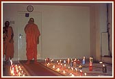 Showering New Year's blessings on devotees, New Year's Day