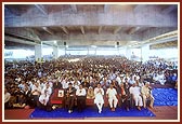 Devotees in the newly built assembly hall during Swamishri's morning puja