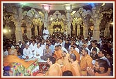 A welcome assembly is held beneath the mandir dome&nbsp;