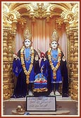 Bhagwan Swaminarayan and Aksharbrahma Gunatitanand Swami