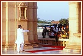 &nbsp;The quiet mandir ambience