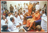 &nbsp;&nbsp;Swamishri talks about the glory of Shri Nilkanth Varni and satsang