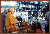 A mahapuja was performed at the 'Shri Pricoating' factory and thereafter Swamishri addressed the employees