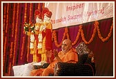 Finally, Swamishri blesses the assembly