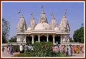 &nbsp;&nbsp;BAPS Shri Swaminarayan Mandir, Mahesana