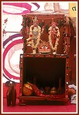 Shri Akshar Purushottam Maharaj (utsav murti) and Shri Harikrishna Maharaj