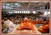 Finally, Swamishri blesses the pratishtha assembly