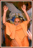 Swamishri in a joyous divine mood on the occasion of Bhagwan Swaminarayan's birthday celebration
