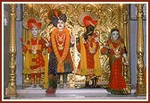 Shri Varninath and Shri Gopinath Dev