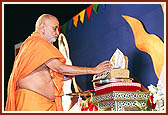 Swamishri performs pujan of Shri Harikrishna Maharaj...