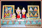 Swamishri performs the pratishtha rituals of BAPS Shri Swaminarayan Mandirs (hari mandirs) for the suburbs of Maninagar and Vadaj in Amdavad 