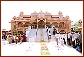 Shri Swaminarayan Mandir, Nava Vadaj, Amdavad