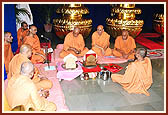 Swamishri performs his morning puja during the kalash pujan ceremony of kalashas for Swaminarayan Akshardham, New Delhi, performed by senior sadhus 