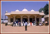 BAPS Shri Swaminaryan Mandir in the suburb of Odhav, Amdavad