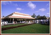 Grand assembly hall, 'Gunatit Sabha Mandap', at BAPS Swaminarayan Mandir