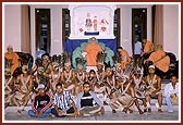 The youths with Swamishri