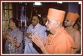 Swamishri engaged in darshan at the old mandir