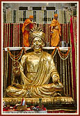 Abhishek of installed murti of Bhagwan Swaminarayan by Ishwarcharan Swami and Viveksagr Swami