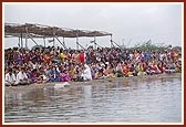 A grand festival on the banks of Shri Yagnapurush Sarovar on the outskirts of Sarangpur