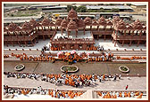 Aerial view of Neelkanth Abhishek Mandap and waters of Narayan Sarovar