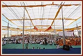 Swamishri during the murti-pratishtha assembly