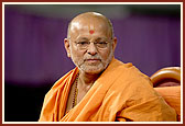Ishwarcharan Swami during 'samip darshan' 