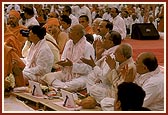 Devotees during the yagna