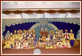 Balaks from Adas Bal Mandal with Swamishri after their cultural program