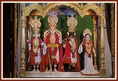 Shri Varninath and Shri Gopinathji
