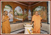 Darshan and pradakshina of shrine on the birth place of Aksharbrahma Gunatitanand Swami