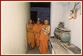 And finally Swamishri winds his way through the narrow gullies of Bhadra towards the BAPS Swaminarayan Mandir 