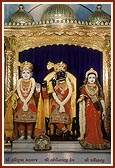 Shri Harikrishna Maharaj and Shri Gopinath Dev
