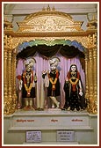 Shri Harikrishna Maharaj and Shri Radha Krishna Dev