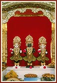 Bhagwan Swaminarayan, Aksharbrahma Gunatitanand Swami and Shri Gopalanand Swami 