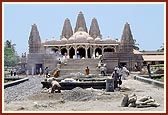 BAPS Shri Swaminarayan Mandir, Junagadh, nearing completion